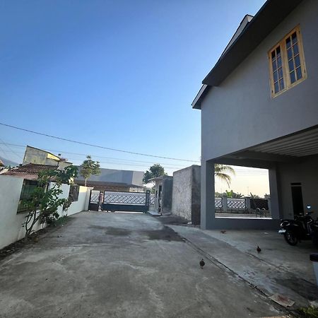 Villa Cassandra Cigombong Luaran gambar