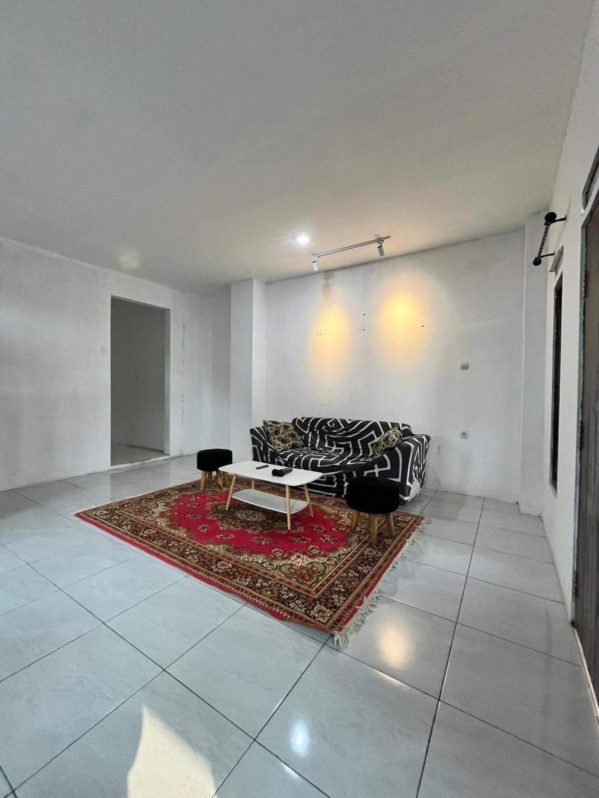 Villa Cassandra Cigombong Luaran gambar