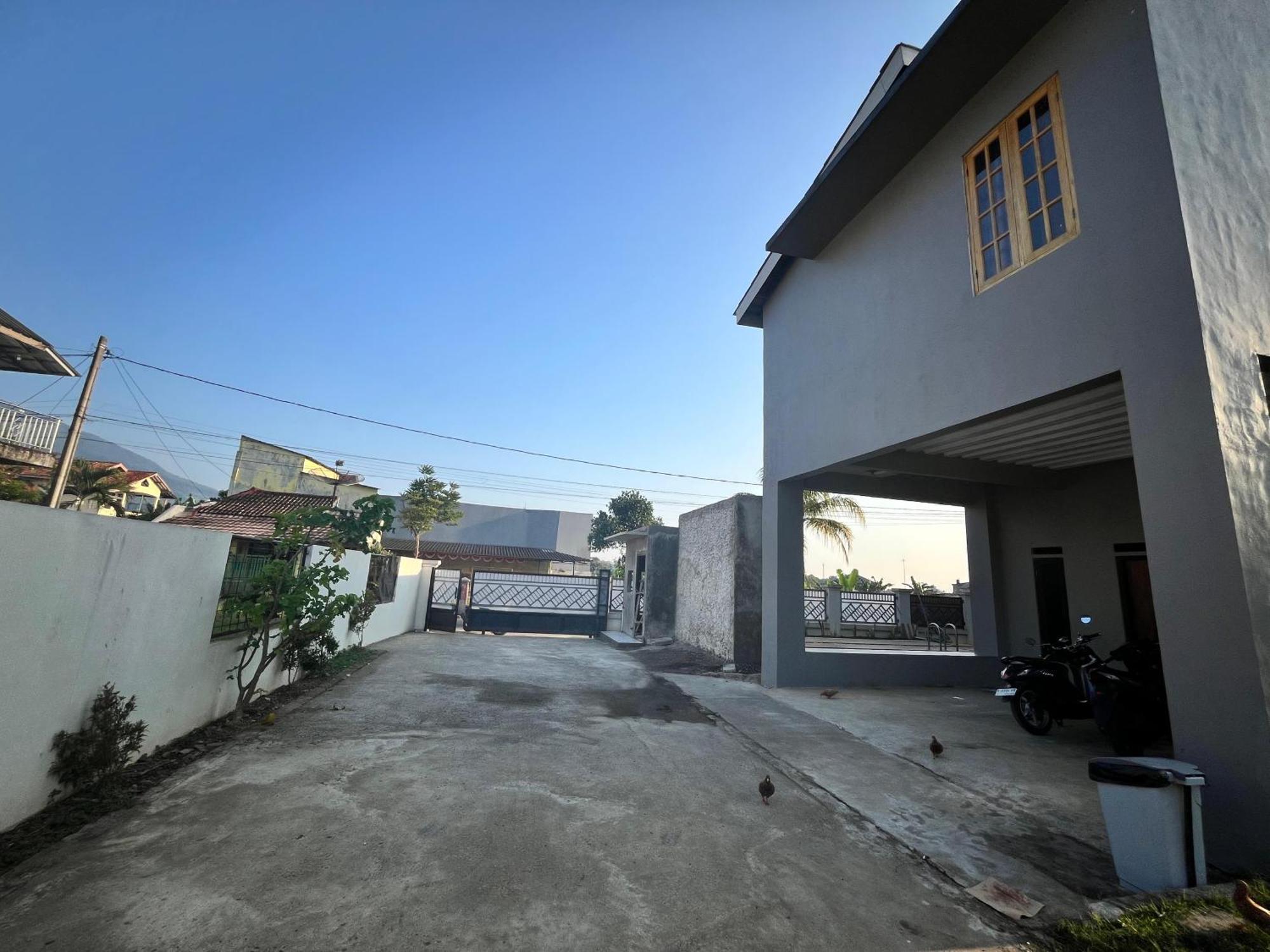 Villa Cassandra Cigombong Luaran gambar